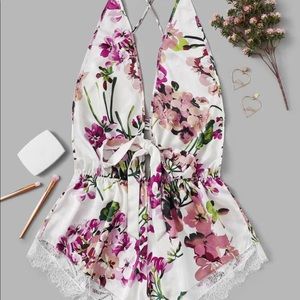 SHEIN plus size lingerie.